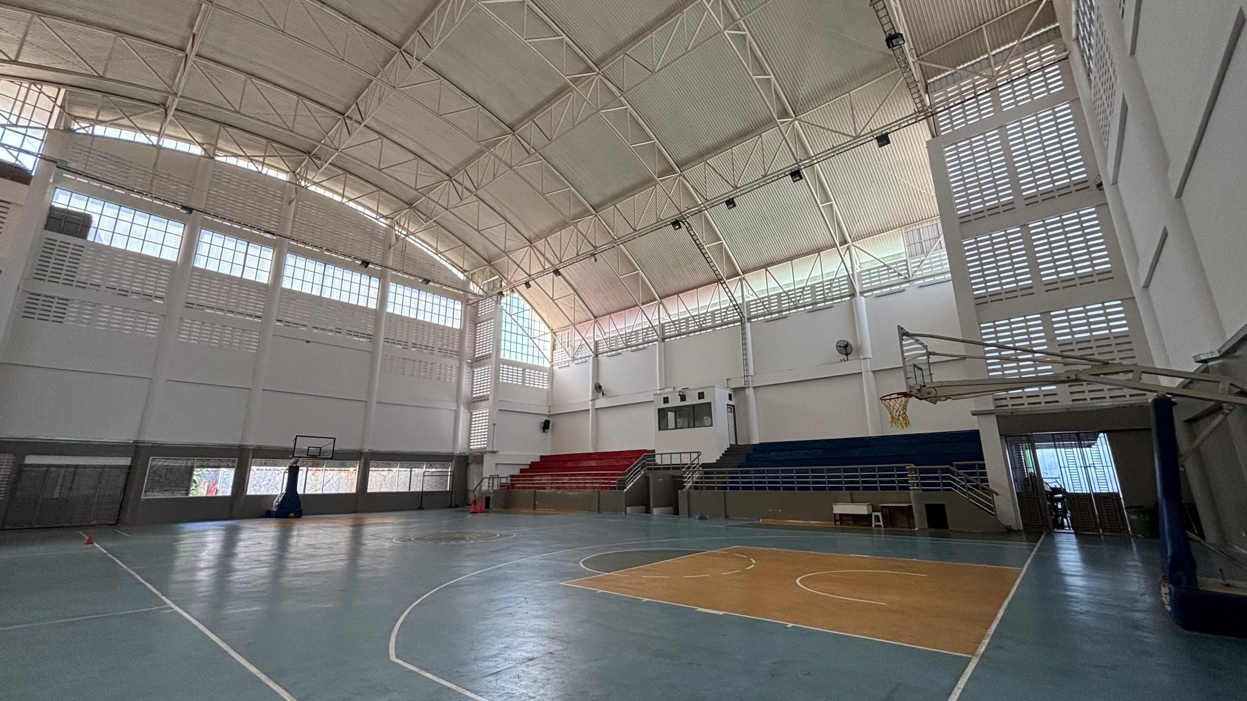 SPORTHALL